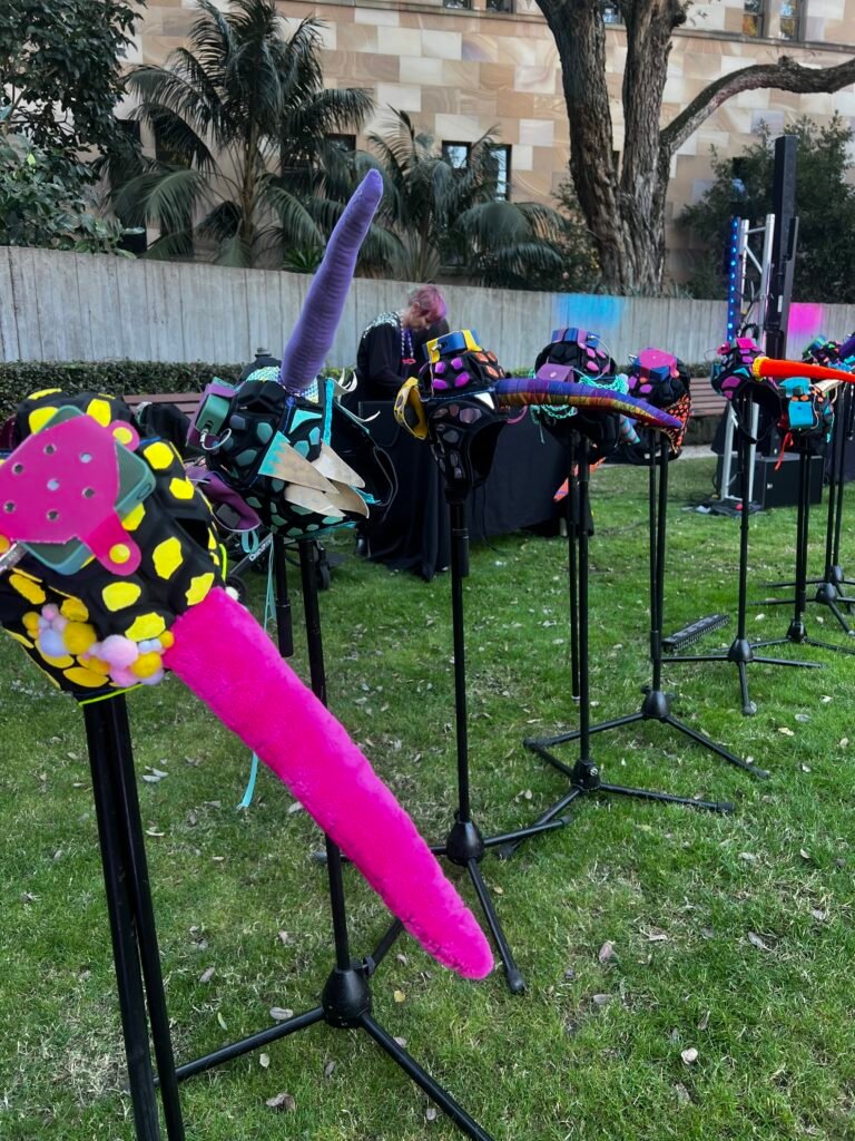 Swarm horn (set of 10)